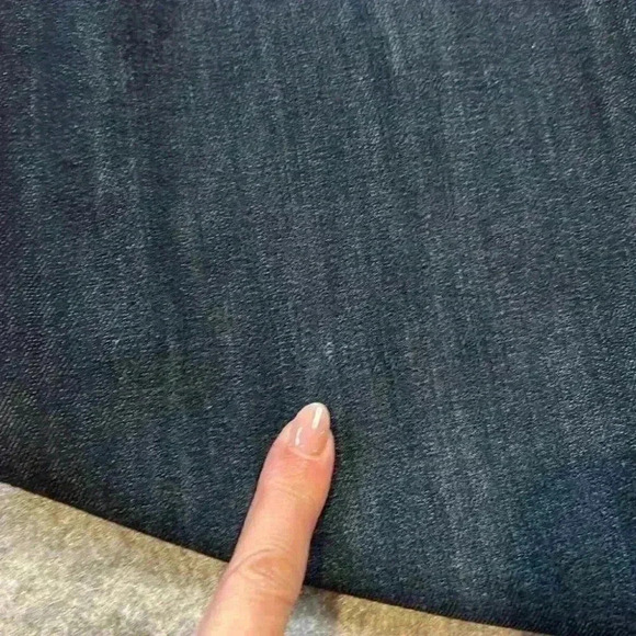 7 for all Mankind, the Slimmy. Size 32. Dark Wash. - Picture 3 of 12